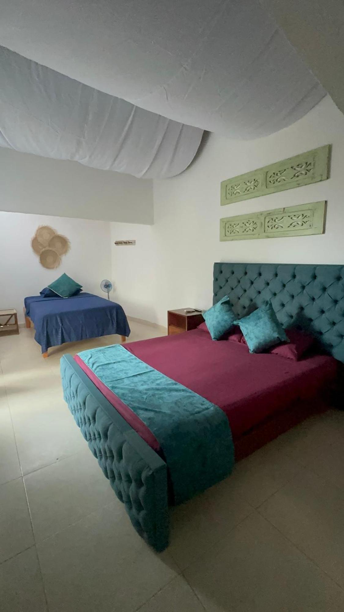 Hotel Renasci Palomino Exterior photo
